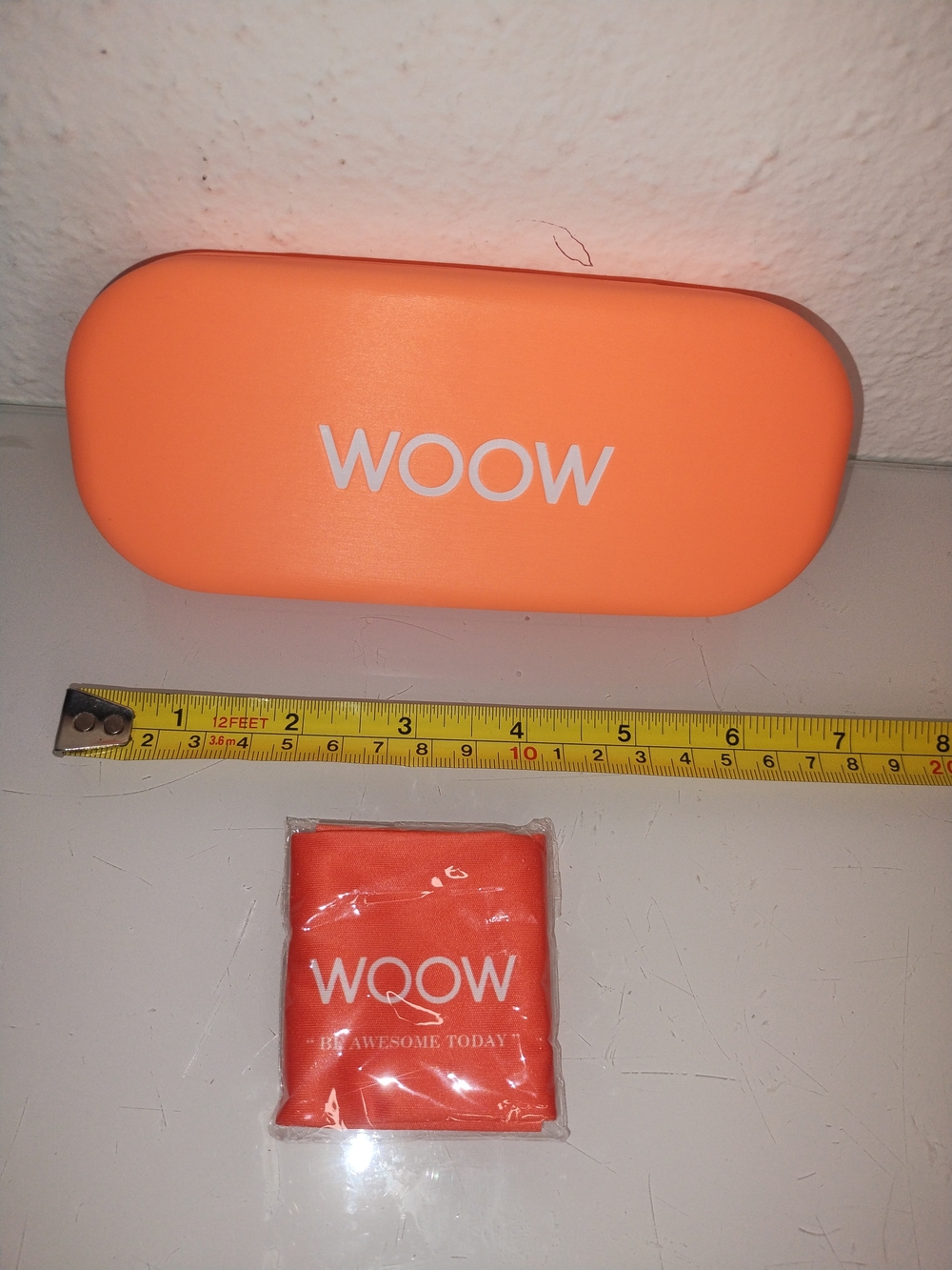 WOOW Orange Eyewear Clamshell Case and Cloth Set